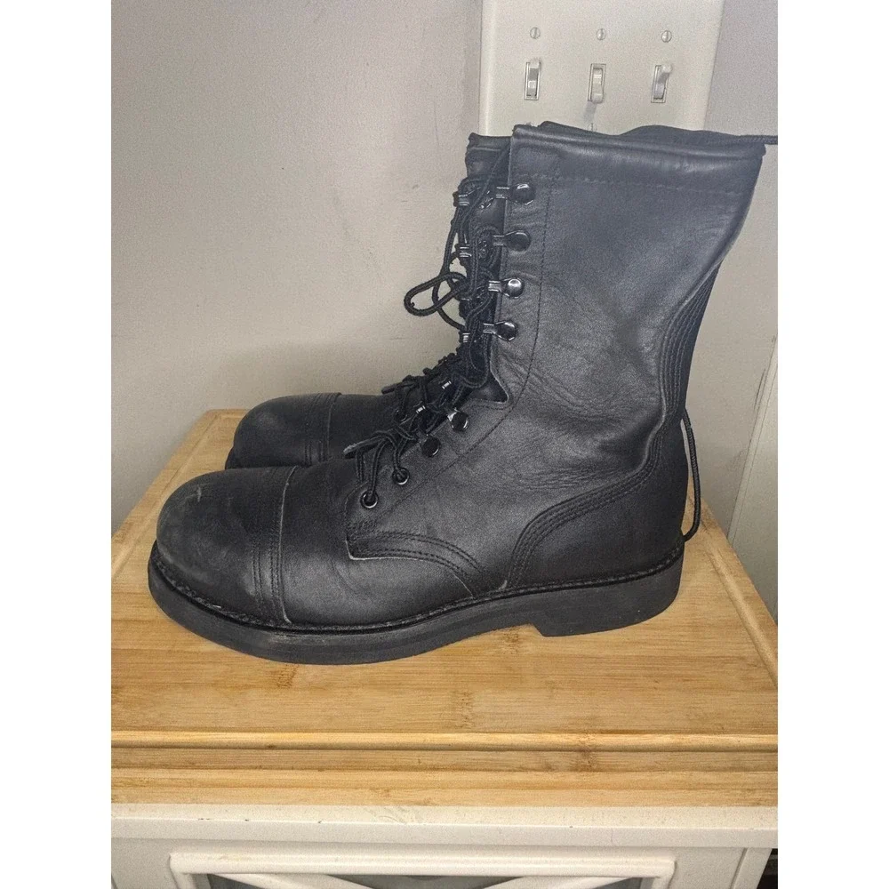 Vintage Mens Black Leather Combat Boots Cap Toe Military Style Lace Up Size 9 R